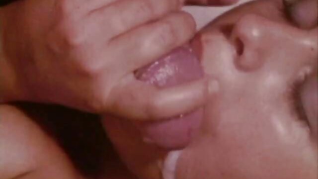 Најдобрите порно :  Бебе доживува оргазам Видео клипови 