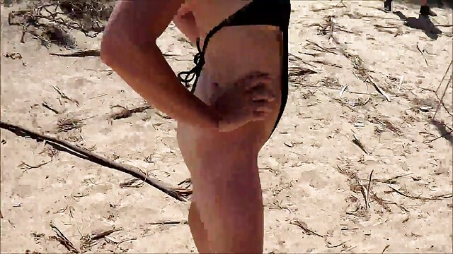 Најдобрите порно :  Бебе со гавранско коса ги користи сите нејзини вибрирачки играчки Видео клипови 